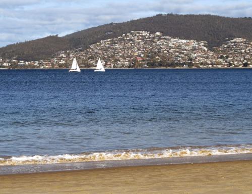 View of Hobart from Bellerive Beach. 